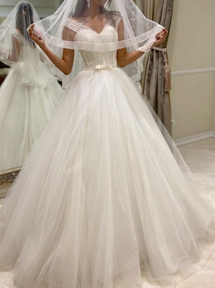 Princess Sparkling Wedding Gown with Lace Up Back