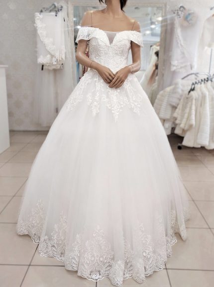 Princess A-line Wedding Dress with Off-The-Shoulder Neckline