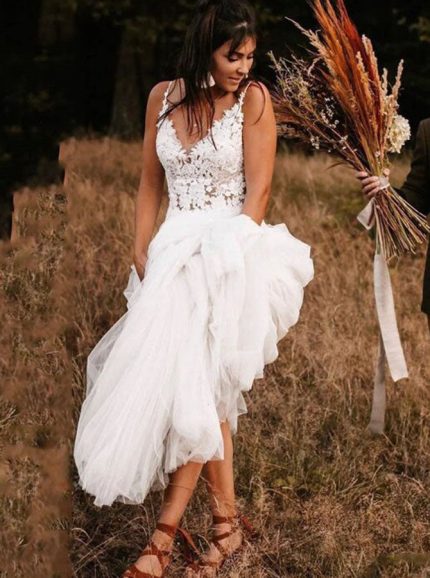 Idolrays Lace Applique Wedding Dress with V Neckline and Court Train