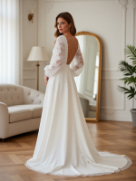 Luxurious V-Neck Tulle Gown Exquisite Lace Embellishments - Image 2